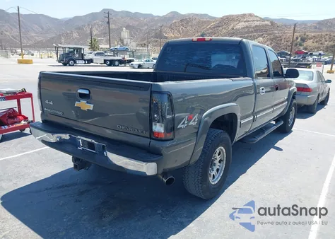 2001 Chevrolet Silverado 1500Hd Lt from USA, damaged, VIN 1GCGK13U01F143588